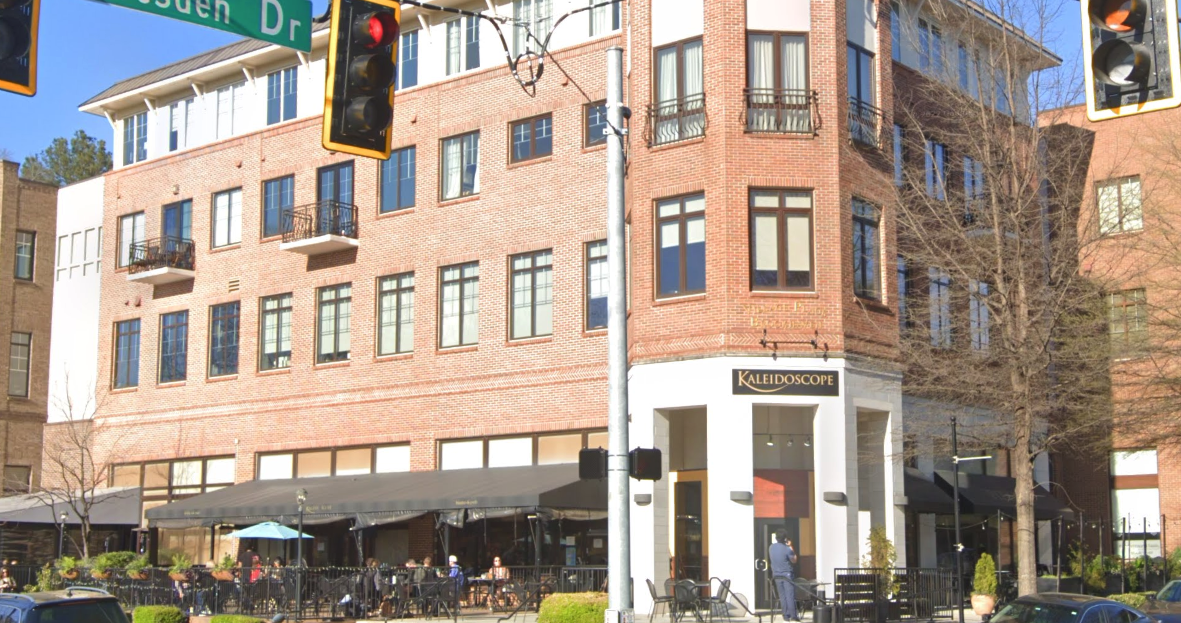 Kaleidoscope Bistro and Pub Farewell to Brookhaven's 'Cheers' Rough